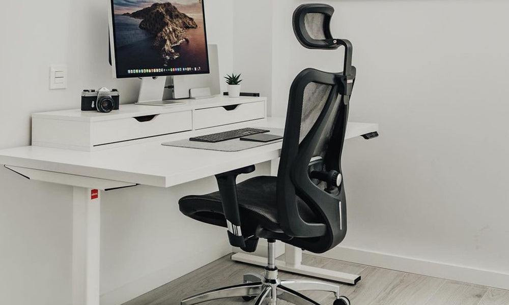 Adjusting aeron online chair