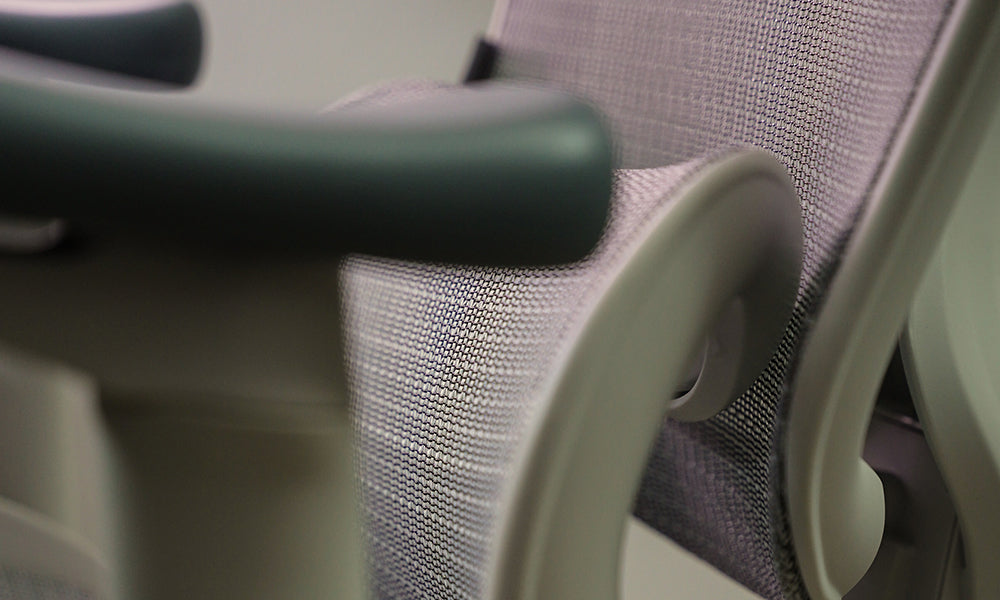 Sitting Without Back Support