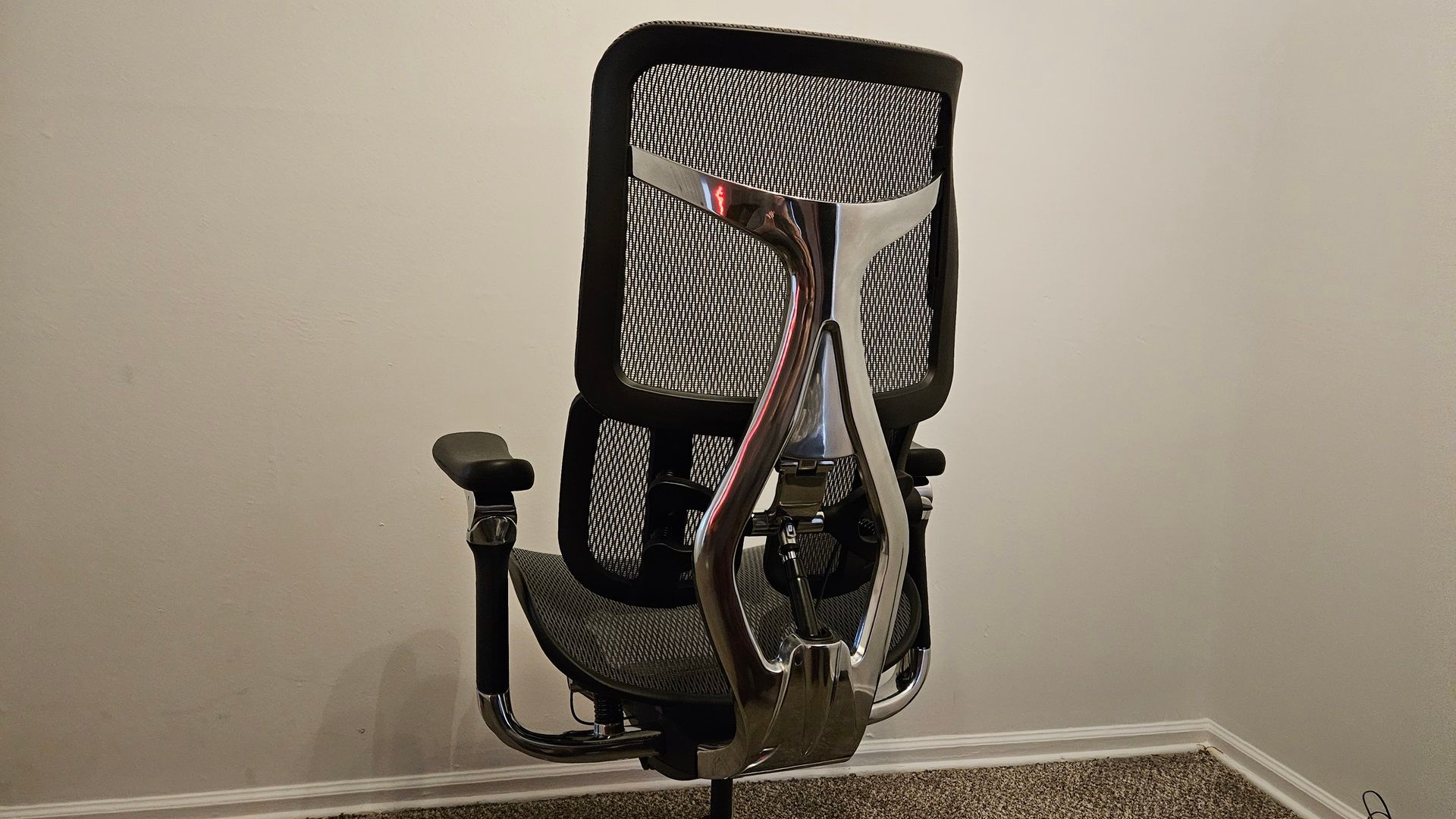 Discover the Best Office Chair for Sciatica: Sihoo Doro S300 Review