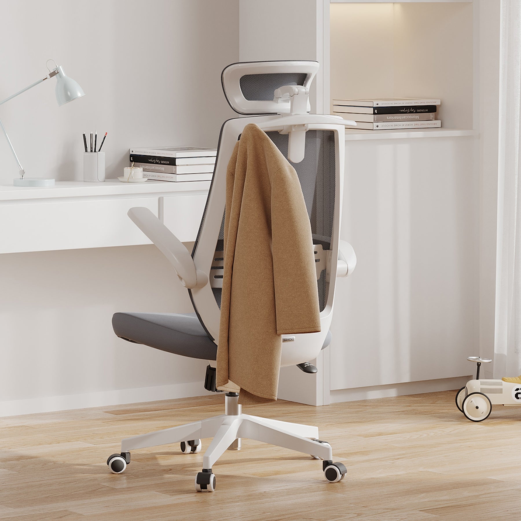 <tc>Sihoo M76A sedia ergonomica per ufficio con appendiabiti</tc>