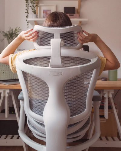 Sit smartly: Perfect posture, happy spine!
